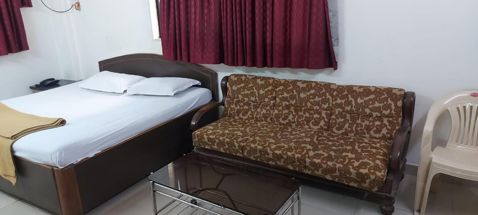 נאווי מומבאי Glitz Hotels Sai Guest House - Nr Inorbit Mall Vashi מראה חיצוני תמונה