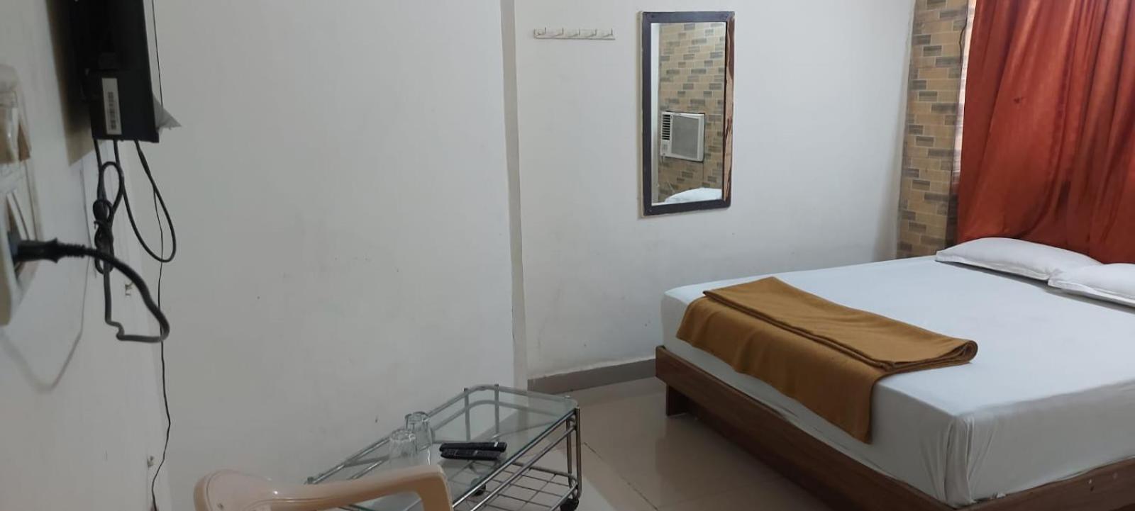 נאווי מומבאי Glitz Hotels Sai Guest House - Nr Inorbit Mall Vashi מראה חיצוני תמונה
